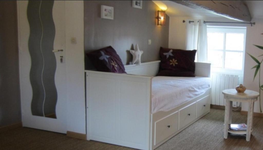 Bed and Breakfast Relais De La Riniere Le Landreau Zimmer foto